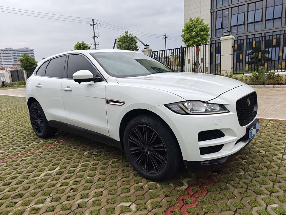 Jaguar F-PACE Jaguar F-PACE