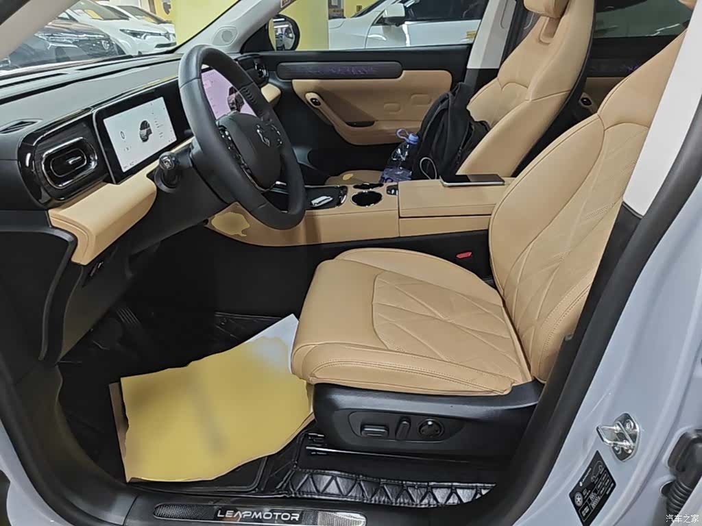 Leapmotor C11, 2024 15
