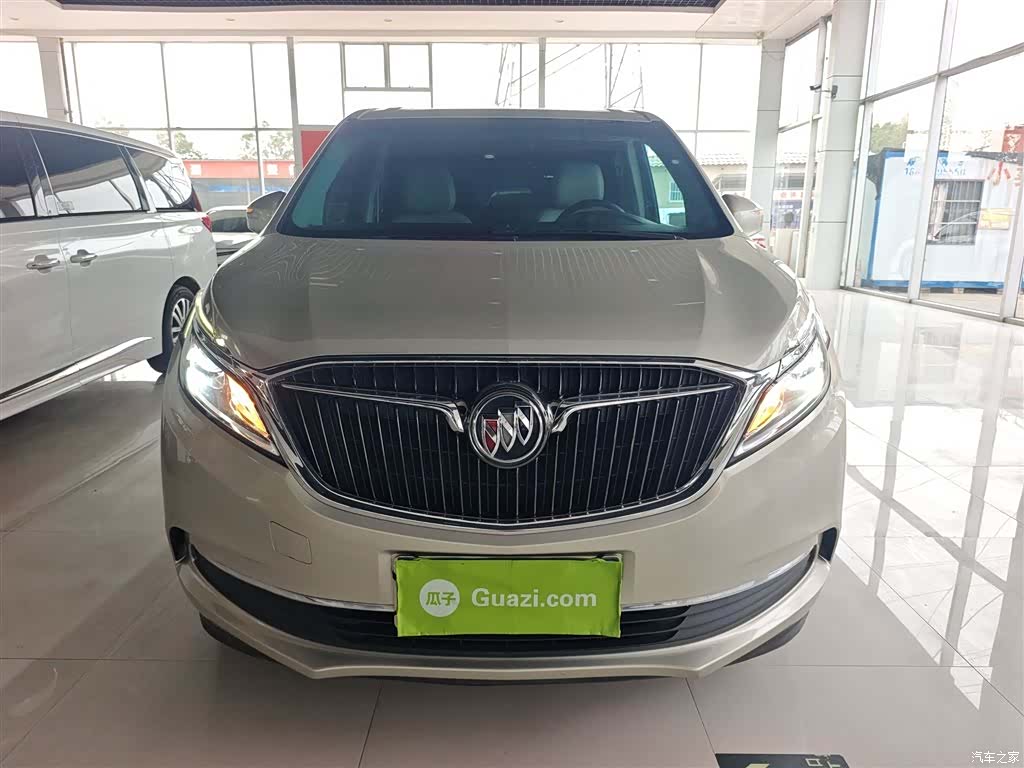 Buick GL8, 2019 3