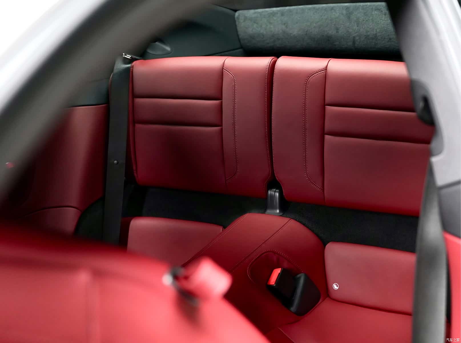 Porsche 911, 2023 12