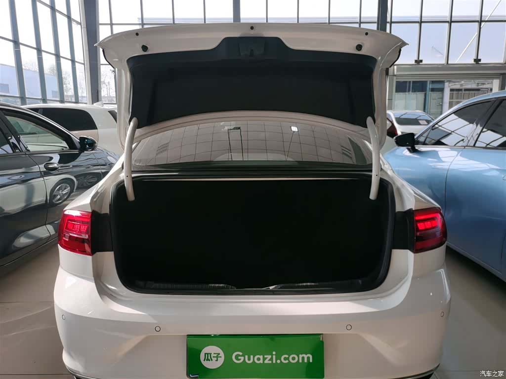 Volkswagen Lamando, 2019 19