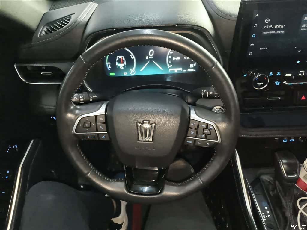 Toyota Crown, 2022 11