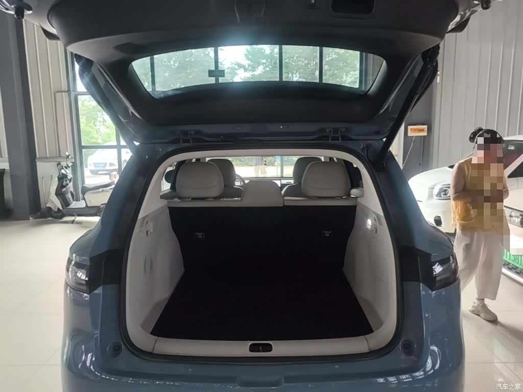 Leapmotor B10, 2025 19