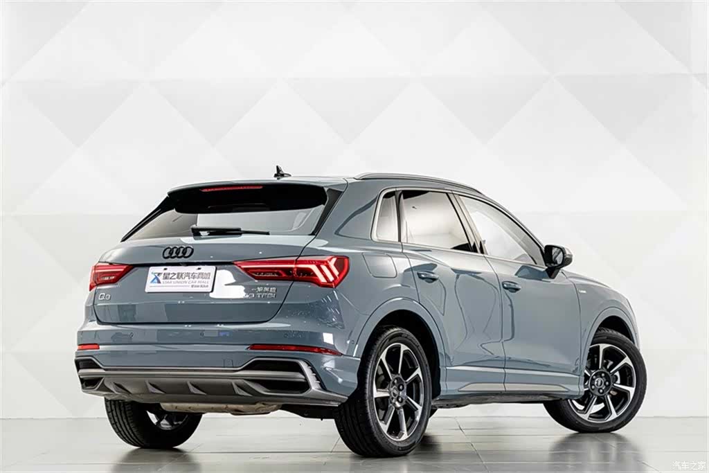 Audi Q3, 2023 все фото