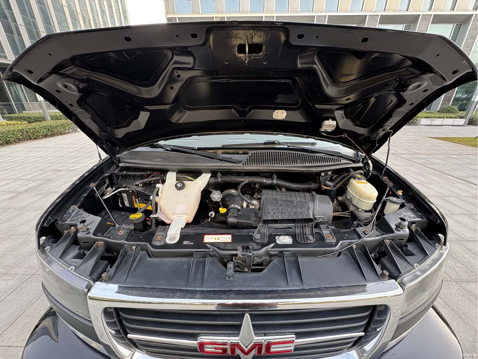 GMC SAVANA, 2017 7
