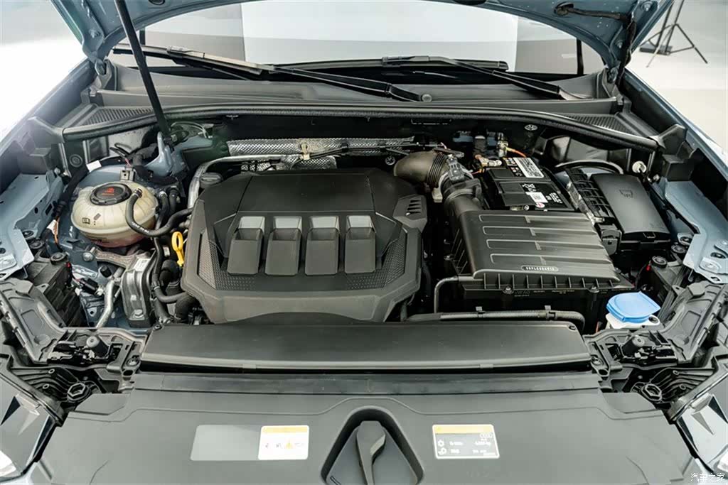 Audi Q3, 2023 24