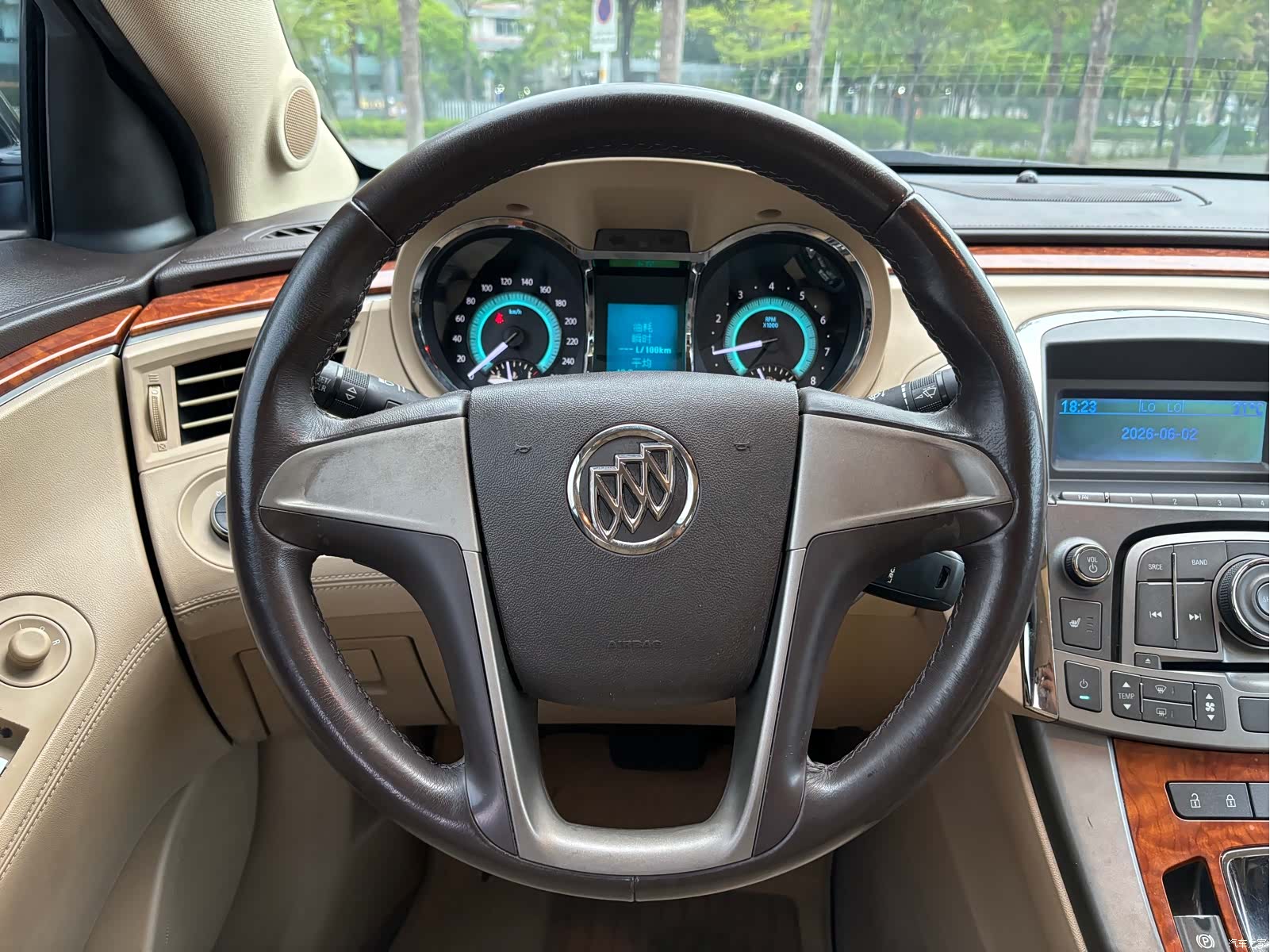 Buick LaCrosse, 2013 13