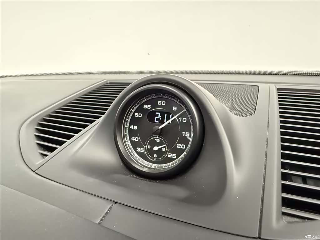 Porsche Macan, 2022 15