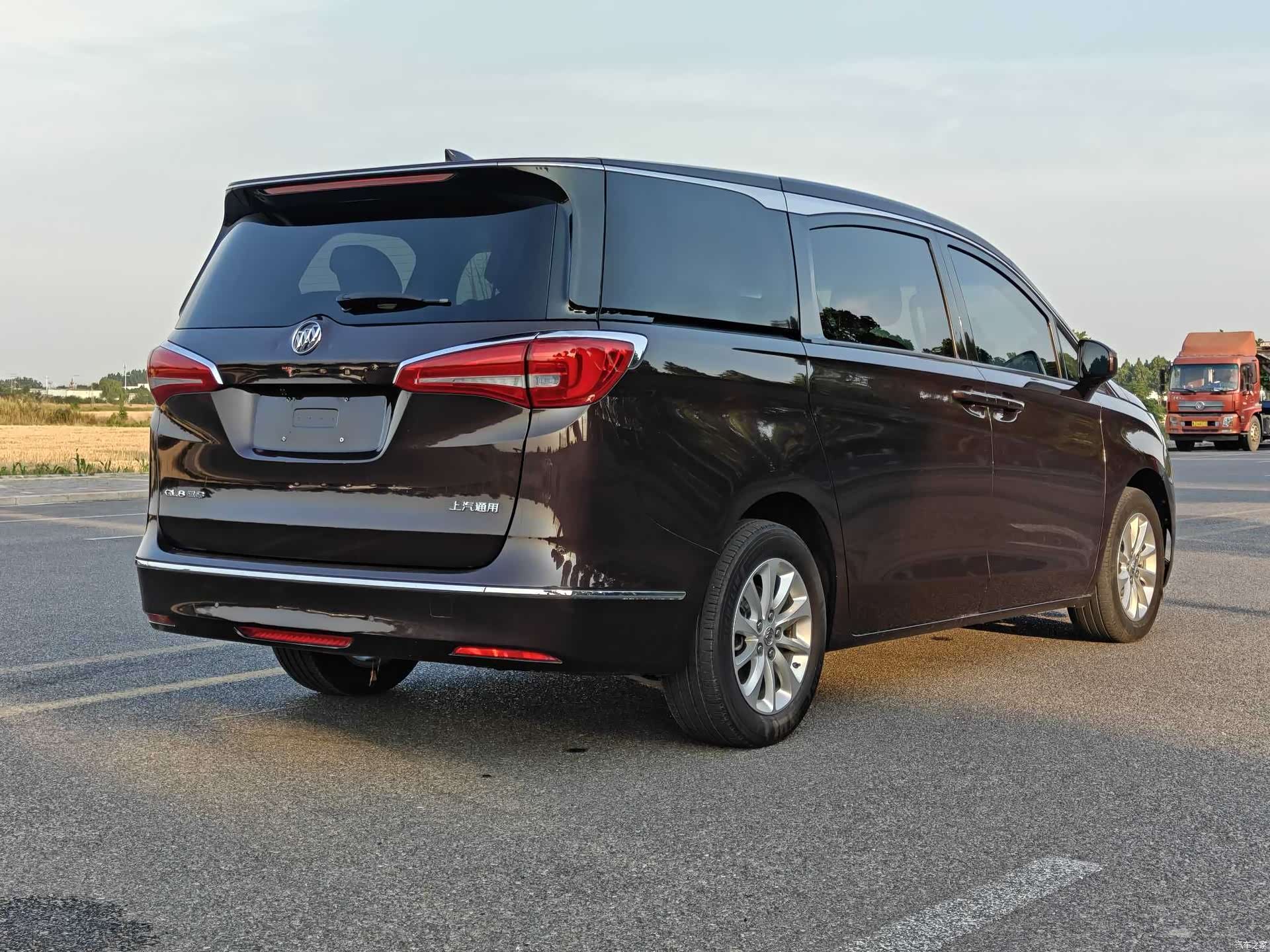 Buick GL8, 2018 10