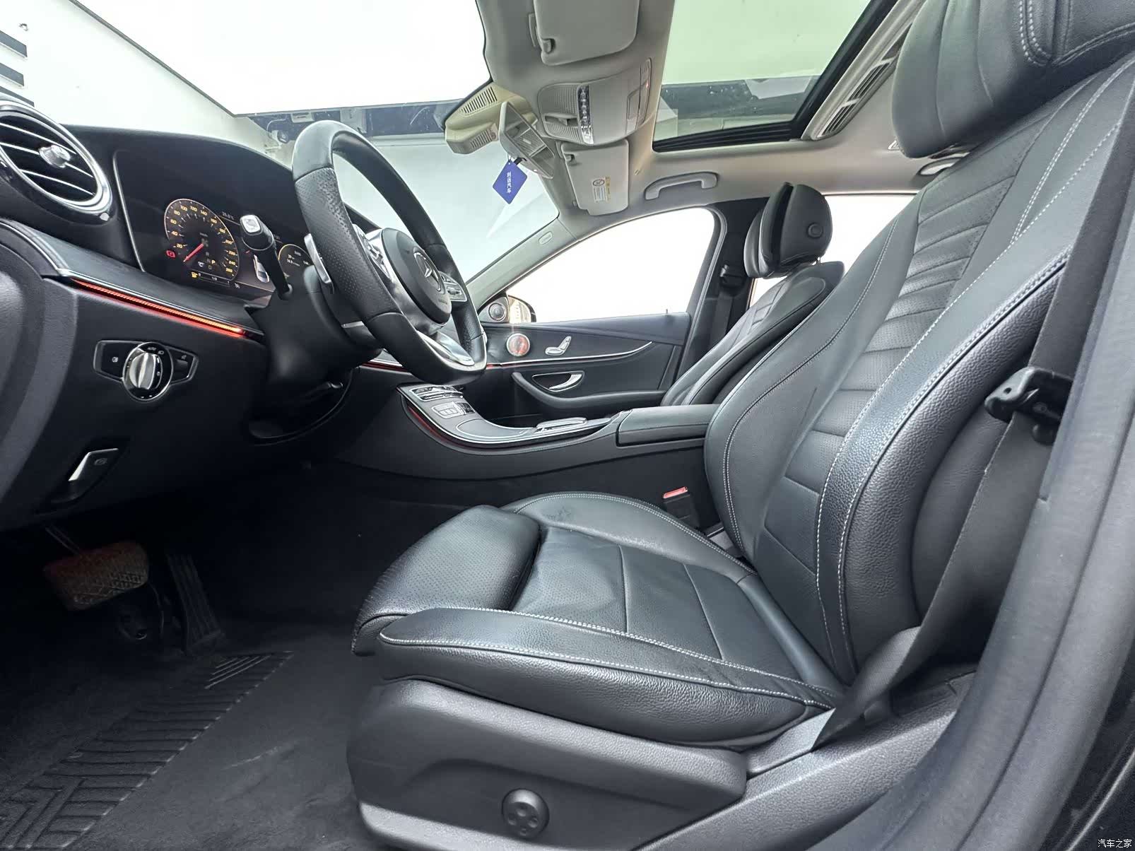Mercedes-Benz E-Class, 2018 12