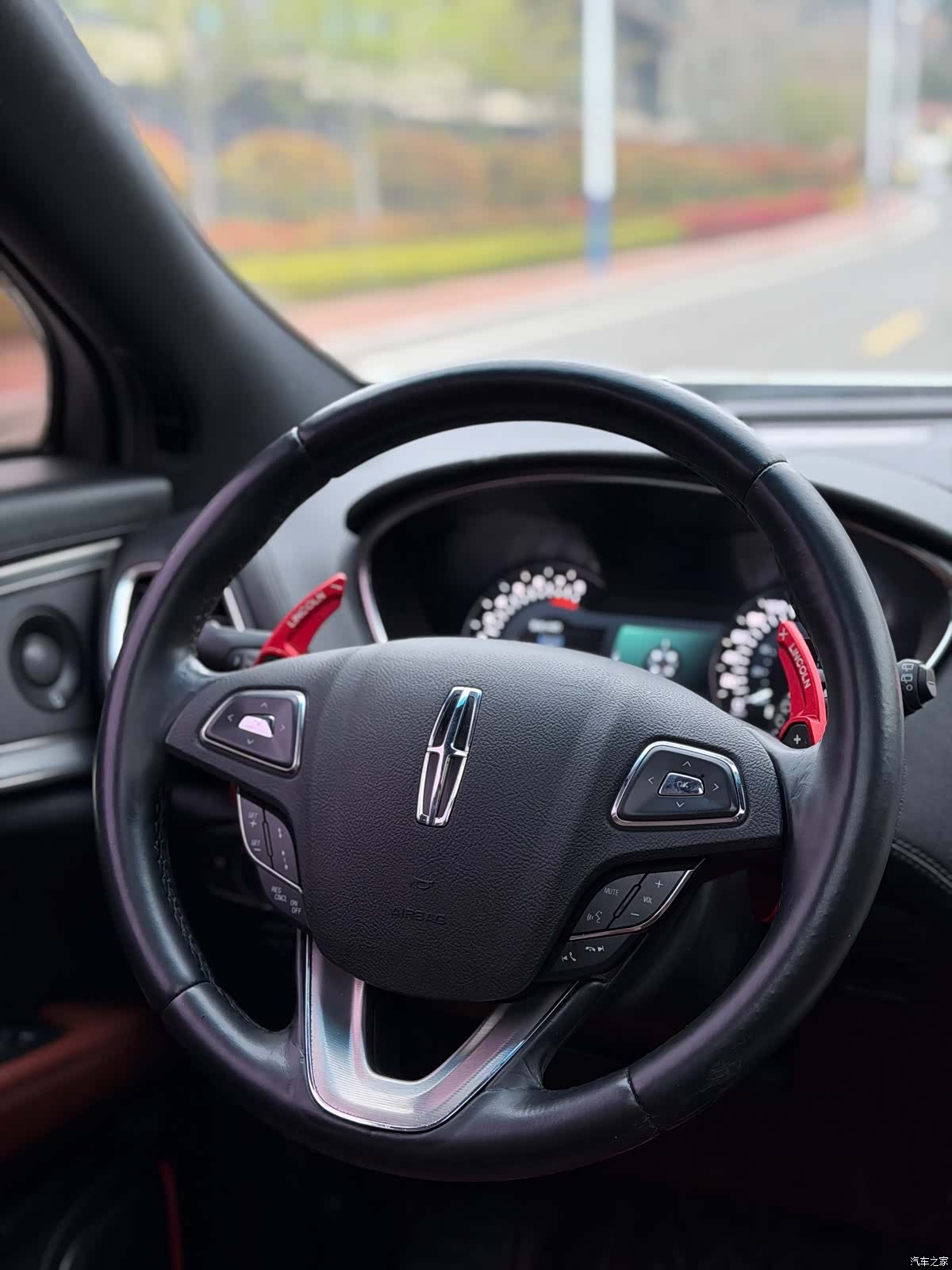 Lincoln MKX, 2016 9
