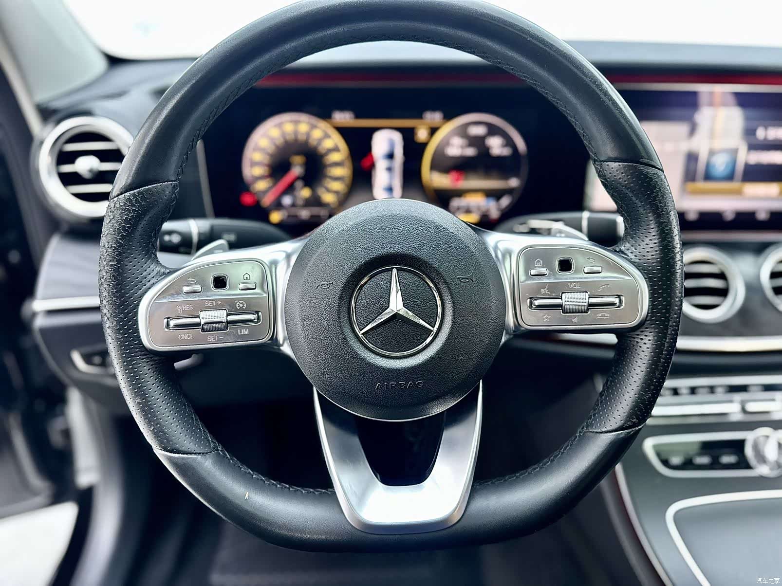 Mercedes-Benz E-Class, 2018 11