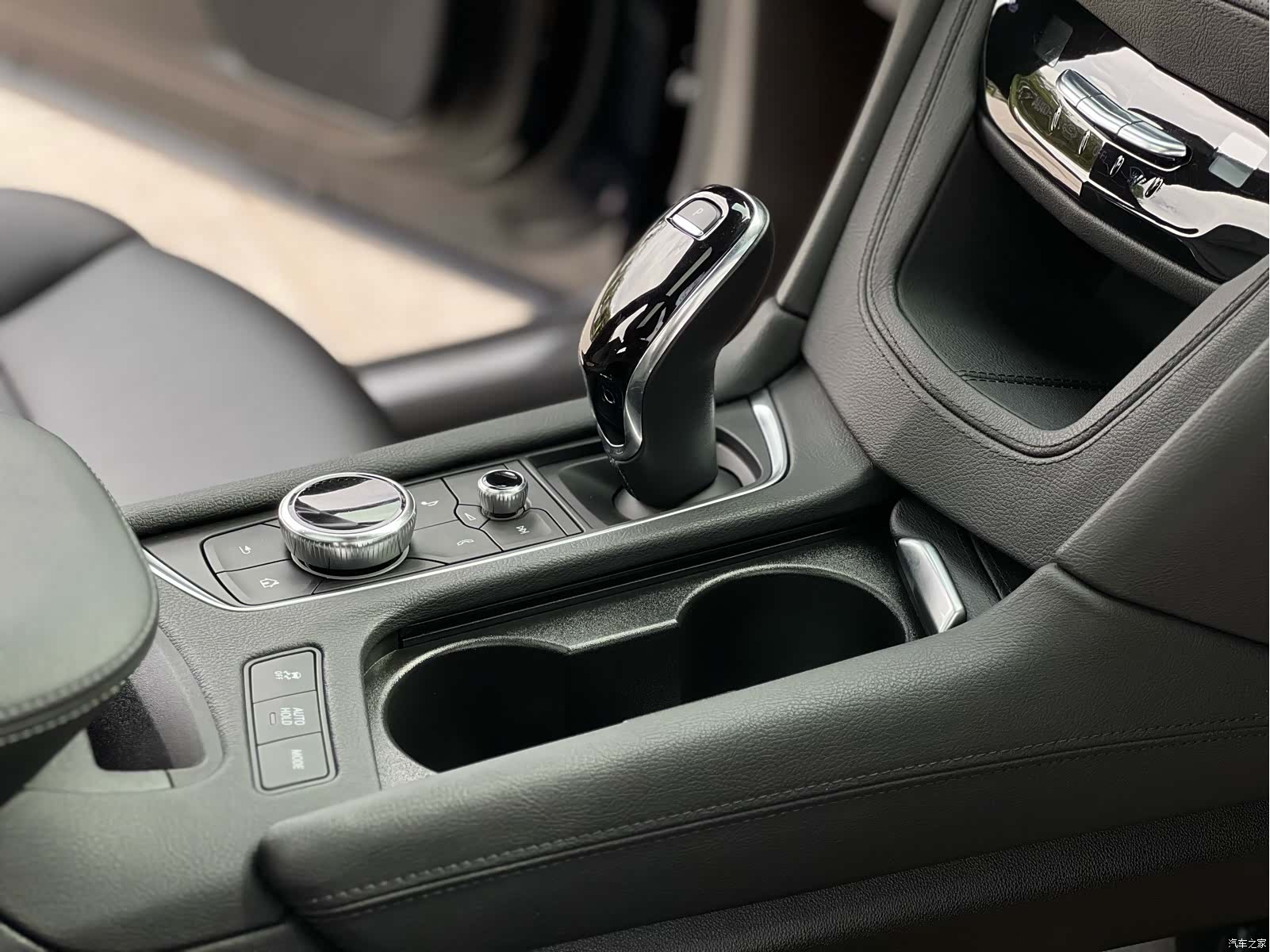 Cadillac XT5, 2022 7