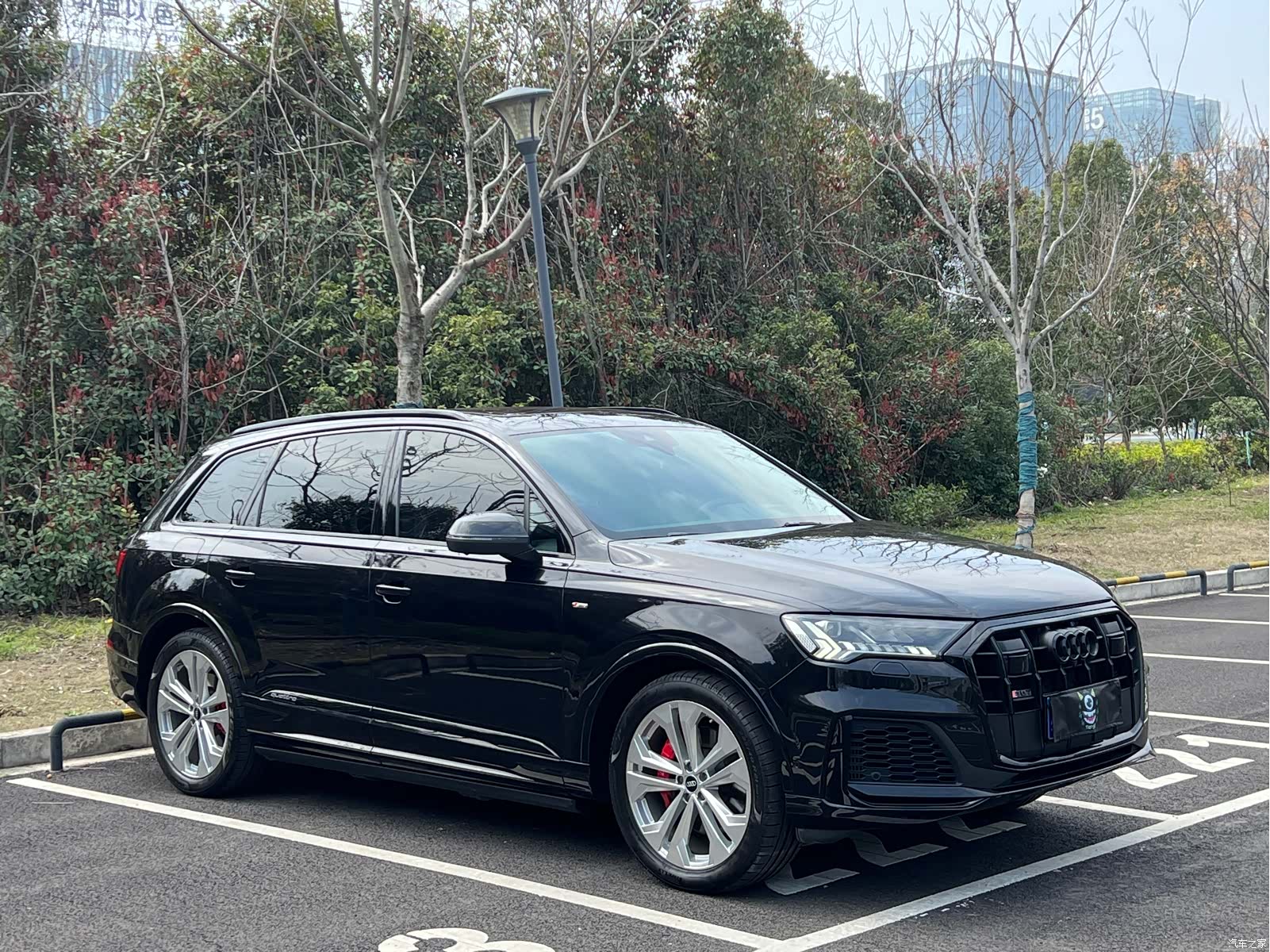 Audi Q7, 2021 3