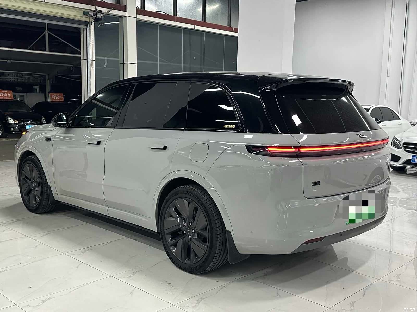 Li Auto L8, 2024 11