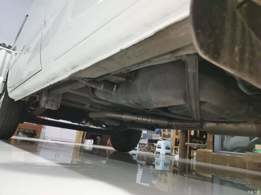 Maxus V80, 2026 21