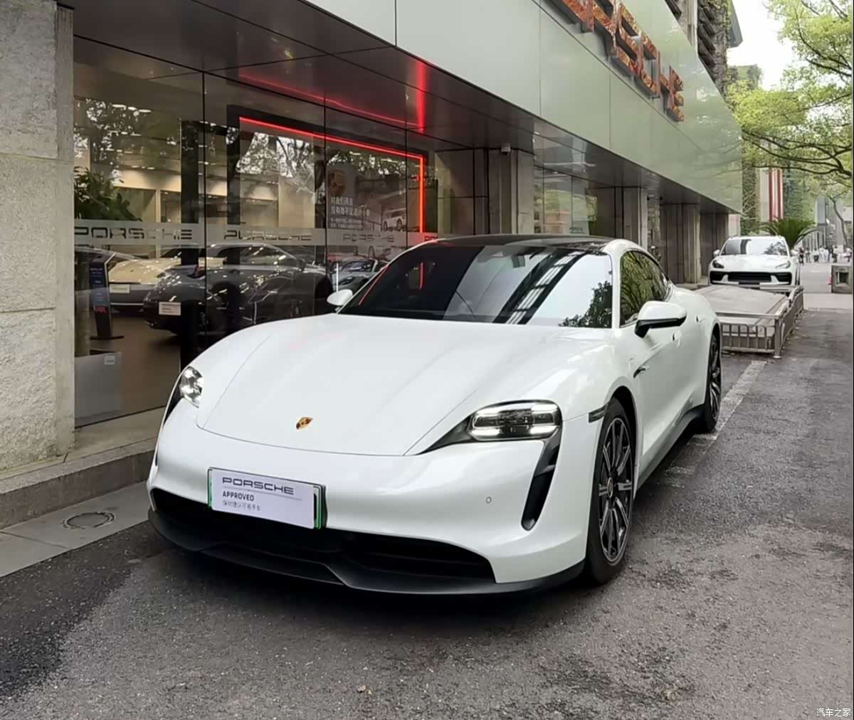 Porsche Taycan