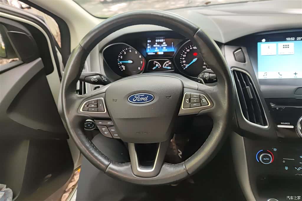 Ford Focus, 2017 15