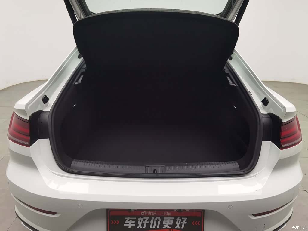 Volkswagen CC, 2023 16