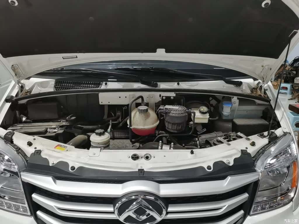 Maxus V80, 2026 20