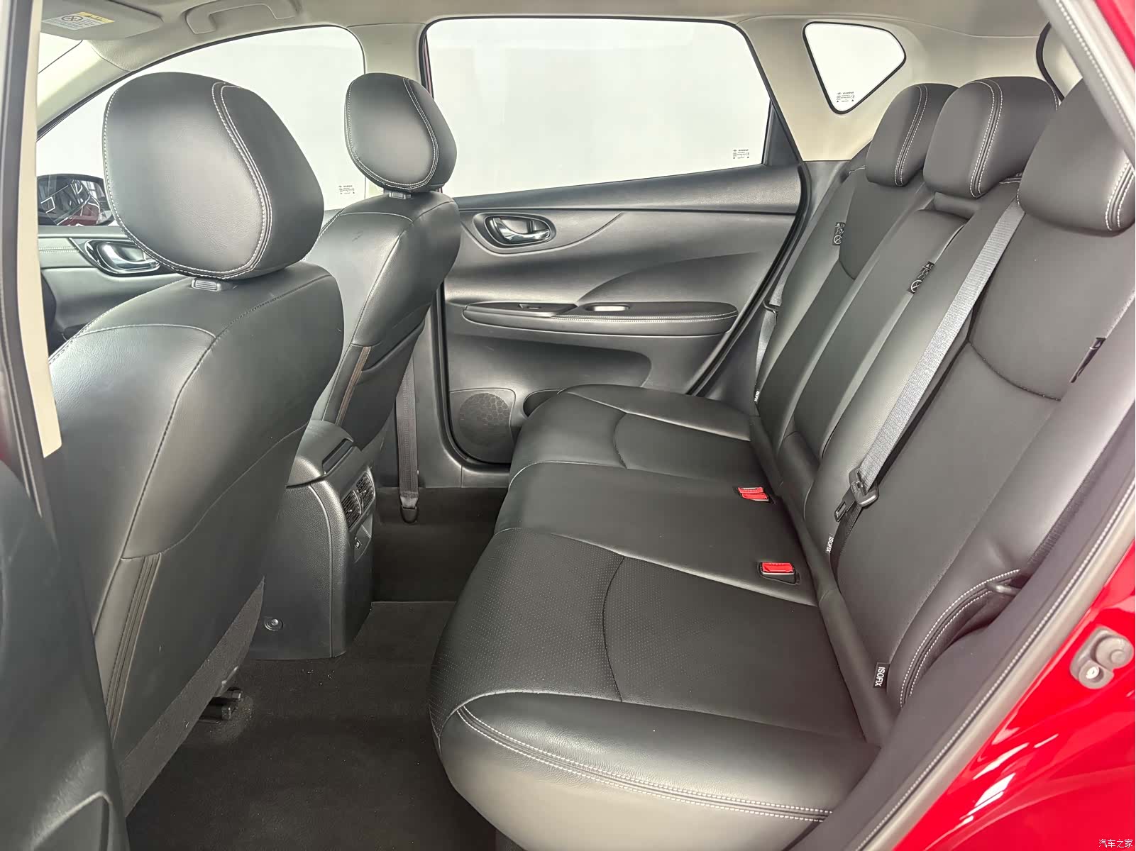 Nissan Tiida, 2023 14