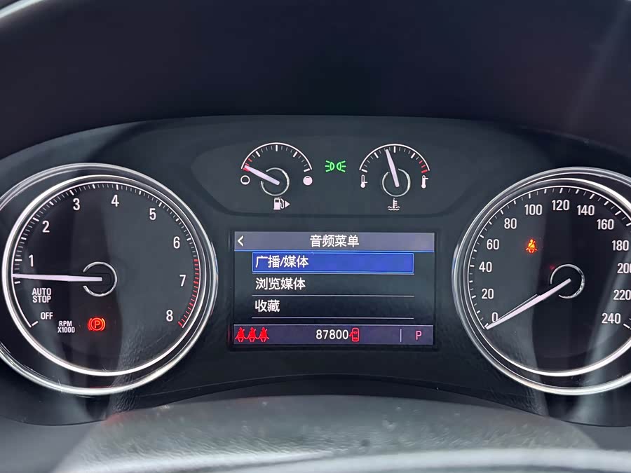Buick LaCrosse 2020, фото 23
