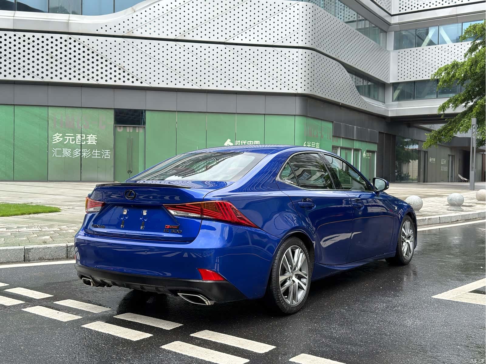 Lexus IS, 2019 все фото