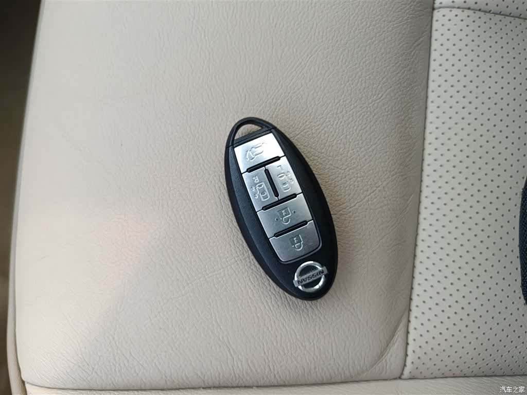 Nissan SL, 2016 9