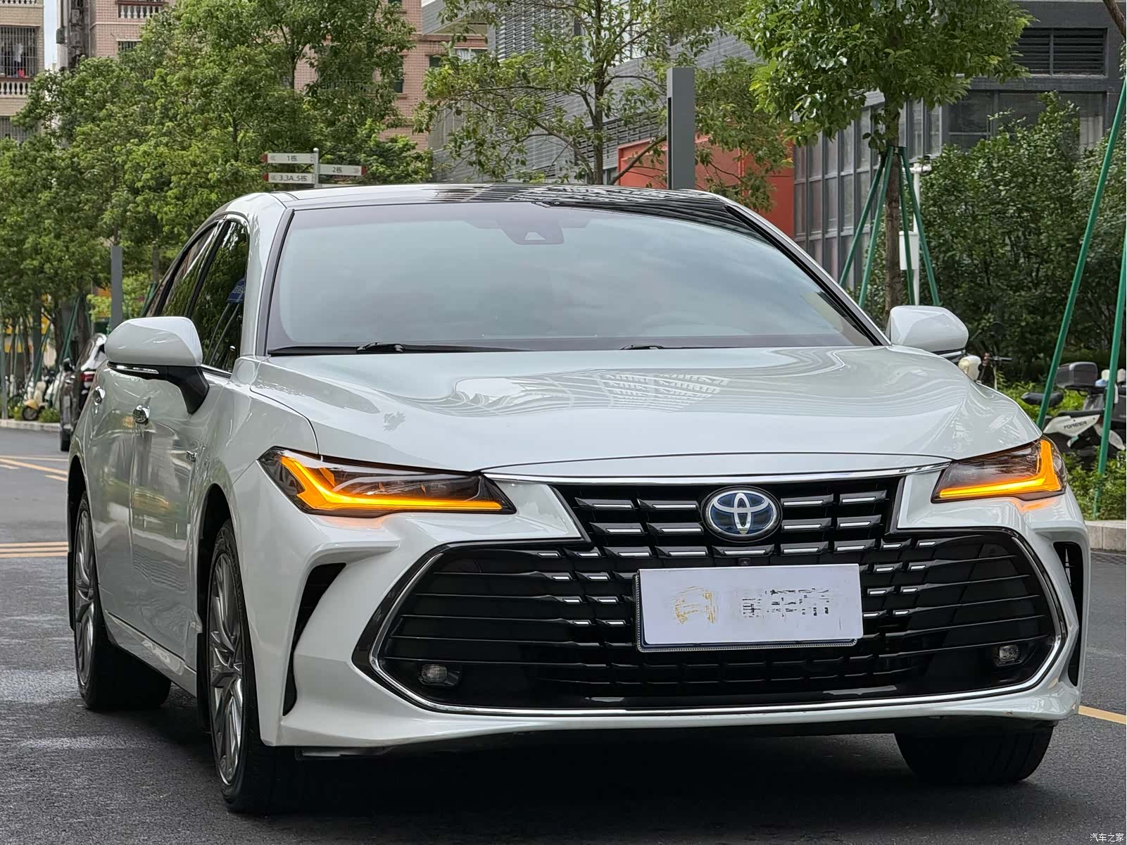 Toyota Avalon, 2023 3