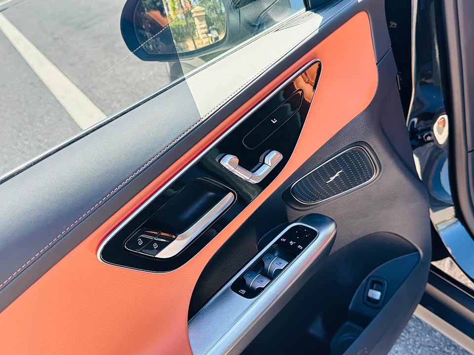 Mercedes-Benz GLC Mercedes-Benz GLC