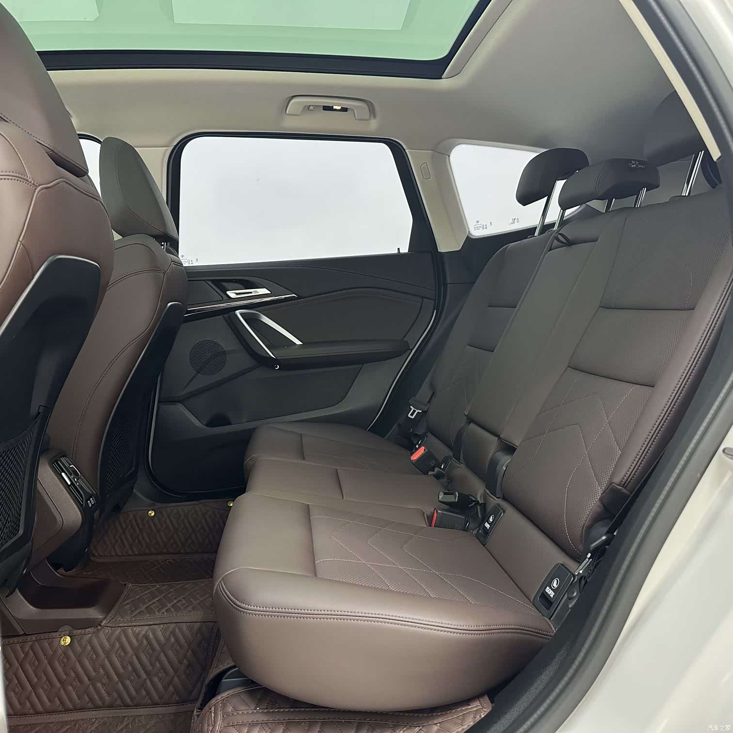 BMW X1, 2023 8