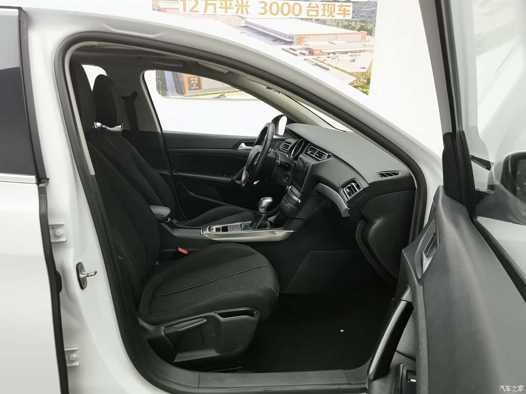 Peugeot 408, 2017 23