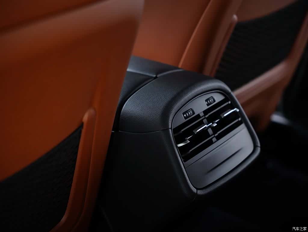Maserati Ghibli, 2019 36