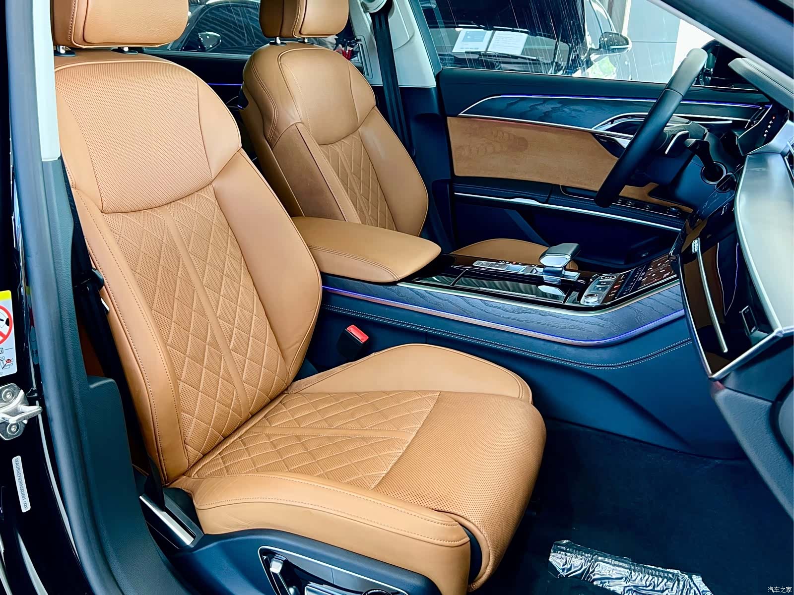 Audi A8L, 2024 8