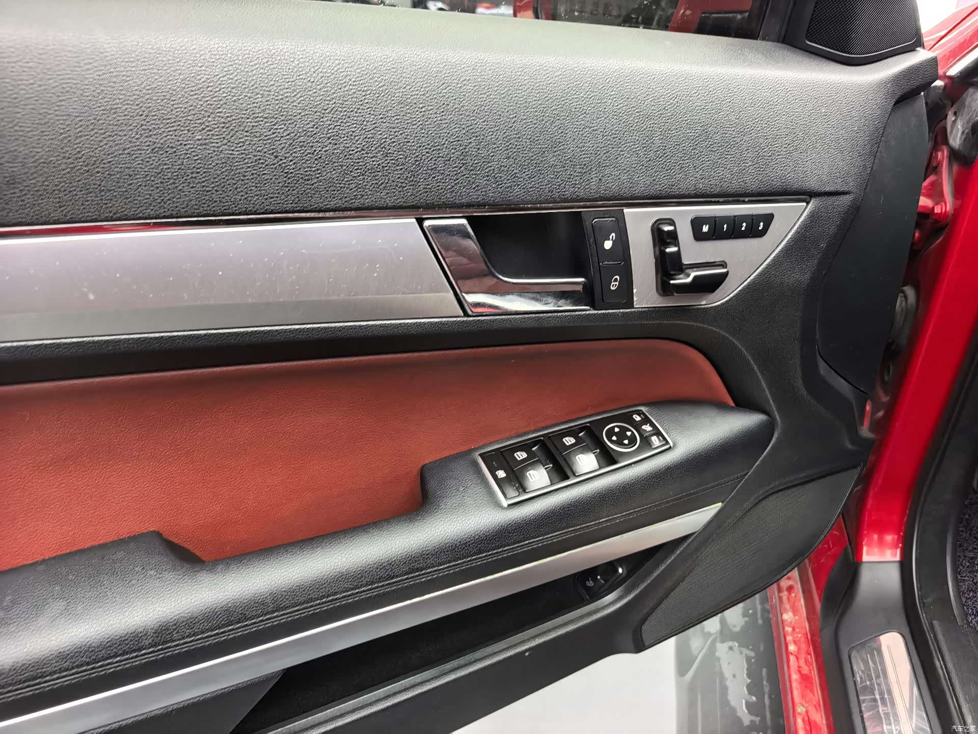 Mercedes-Benz E-Class, 2011 9