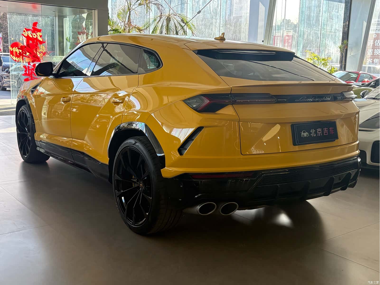 Lamborghini Urus, 2022 6
