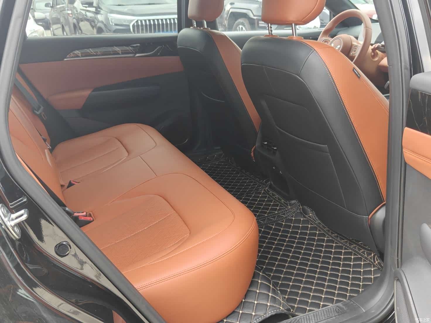 Wuling Starlight, 2025 11