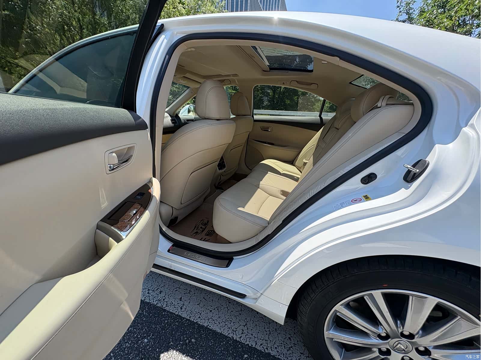 Lexus ES, 2010 18