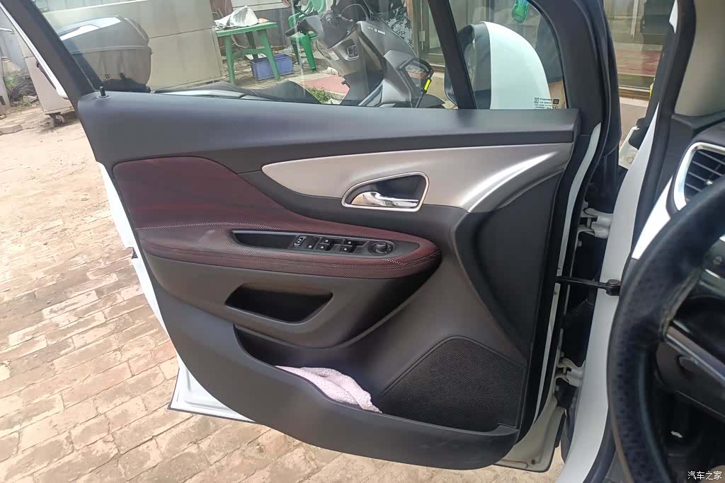 Buick Encore, 2015 7