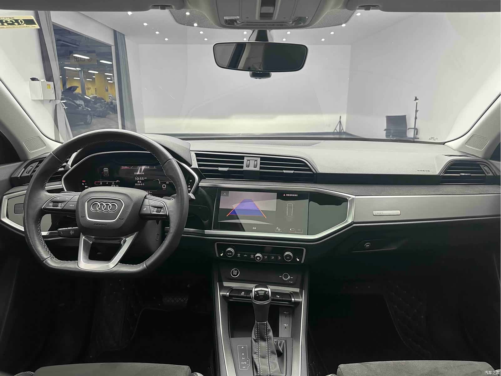 Audi Q3, 2023 15