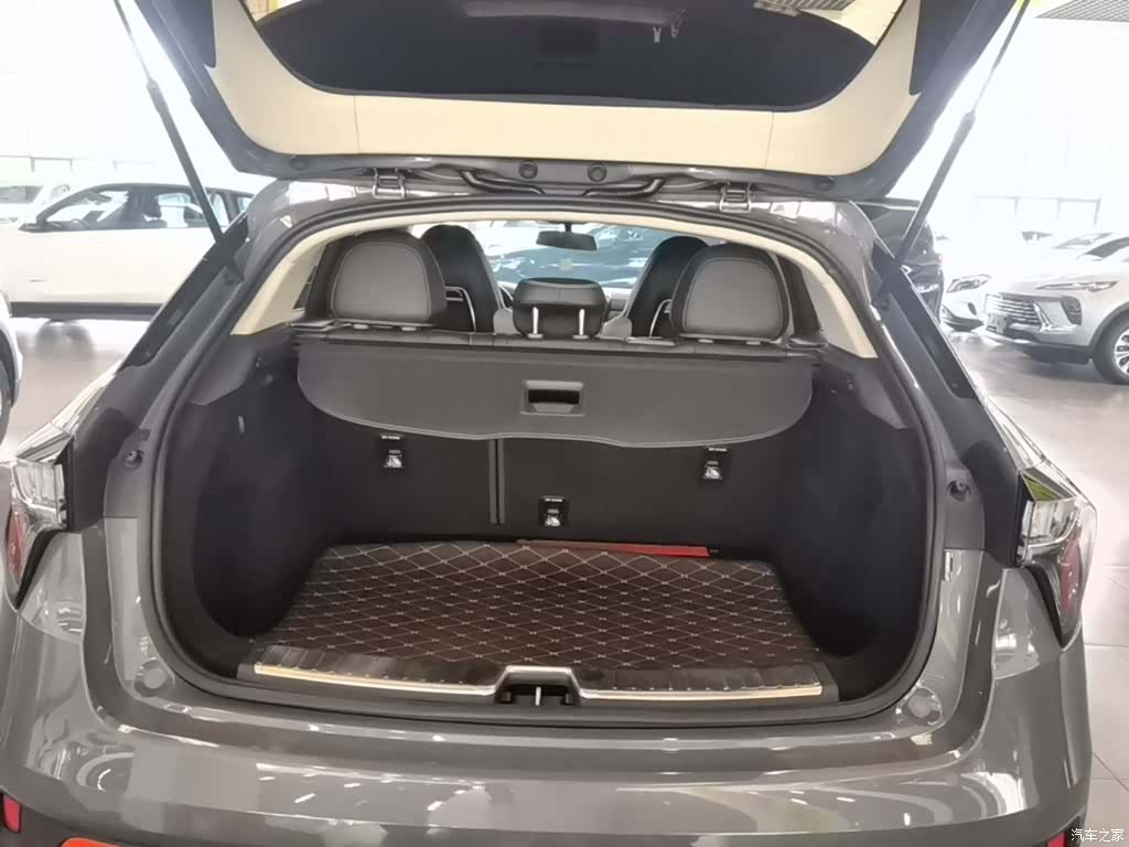 Lynk & Co 01, 2019 19