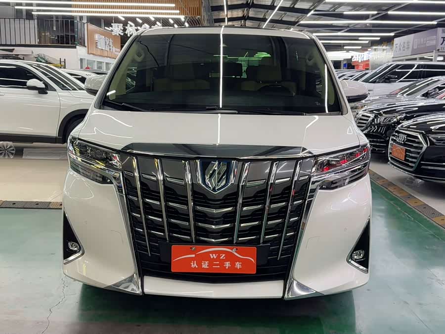 Toyota Alphard 2020, фото 2