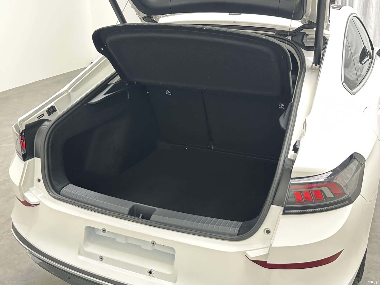 Volkswagen Lamando, 2022 17