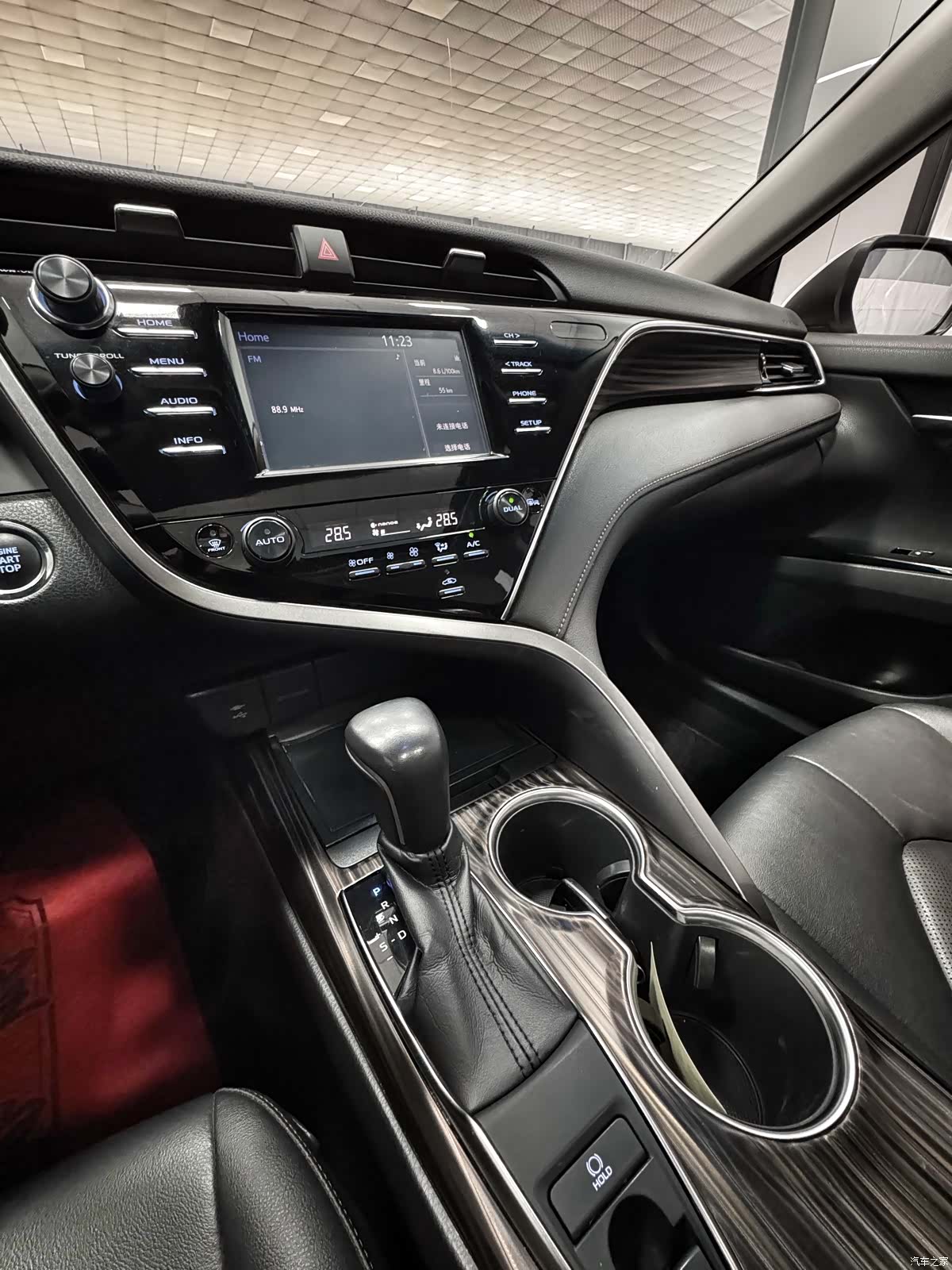 Toyota Camry, 2019 8