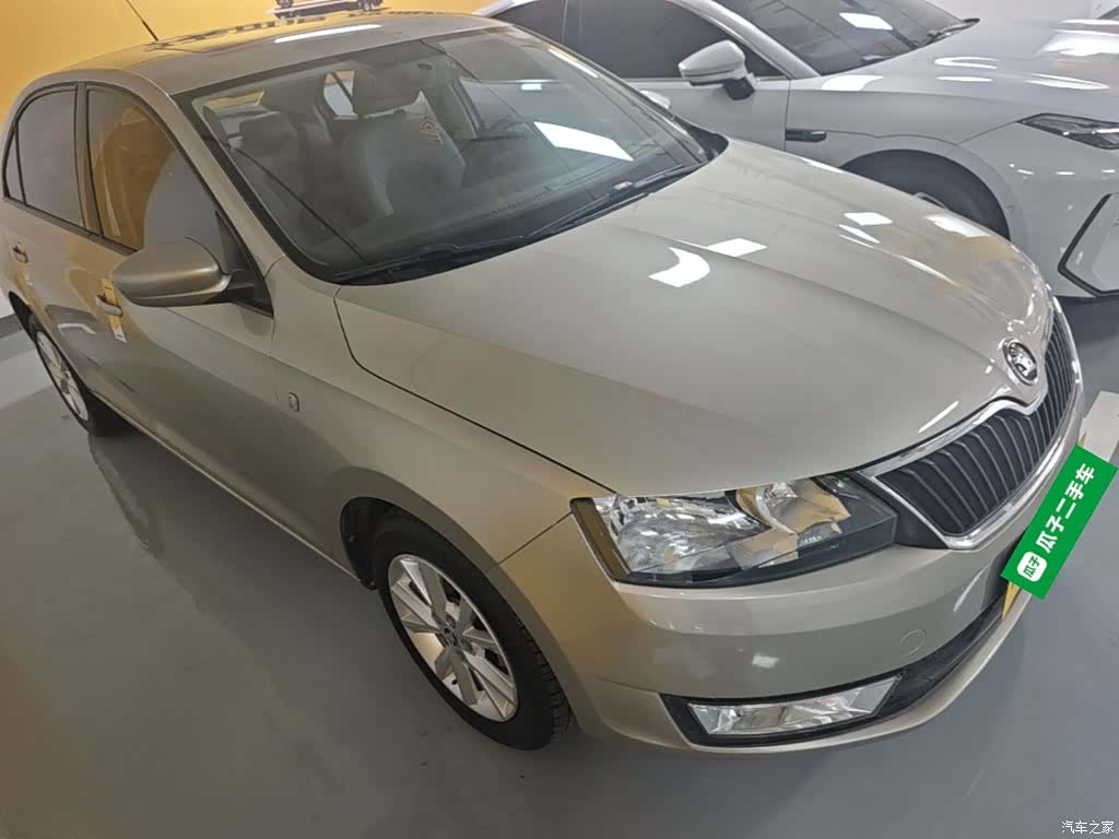 Skoda Rapid, 2016 4