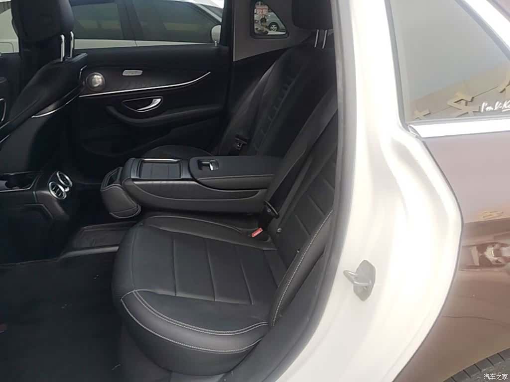 Mercedes-Benz E-Class, 2019 17