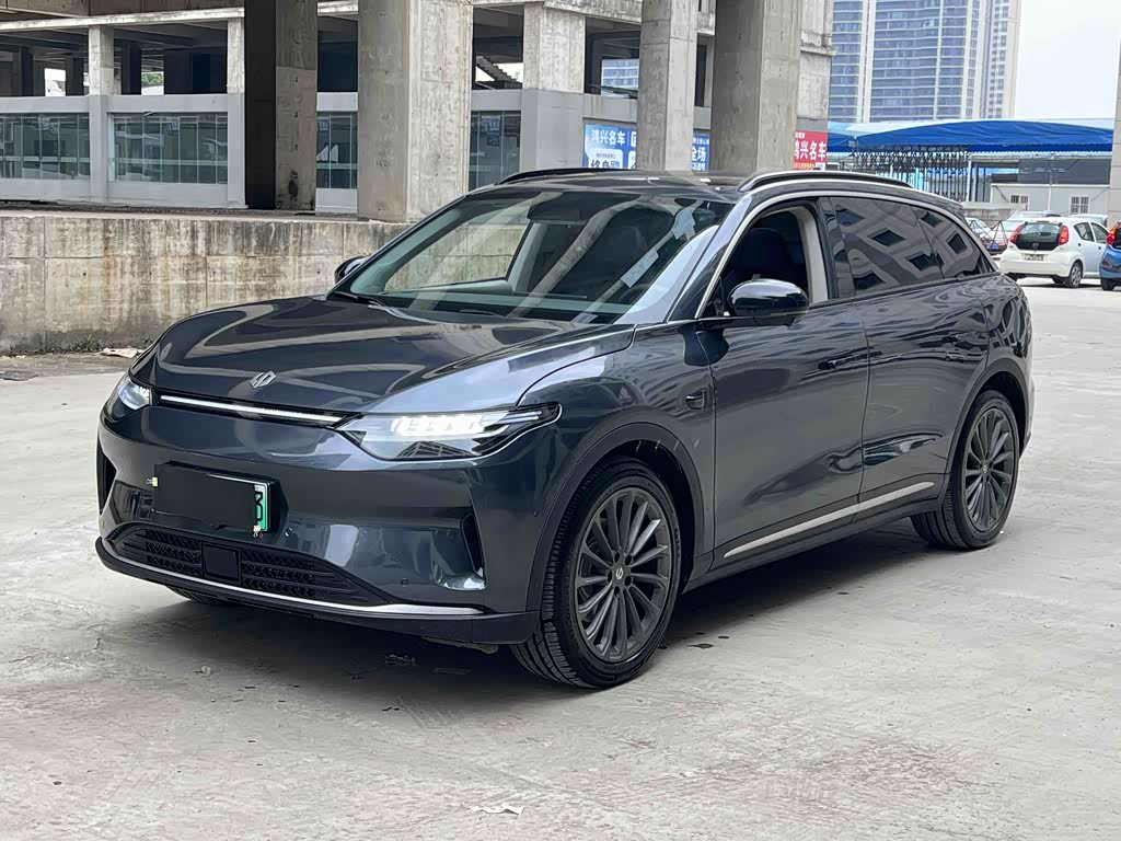 Leapmotor C11