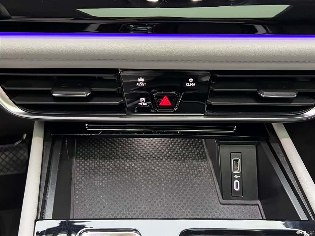Volkswagen Teramont, 2023 10
