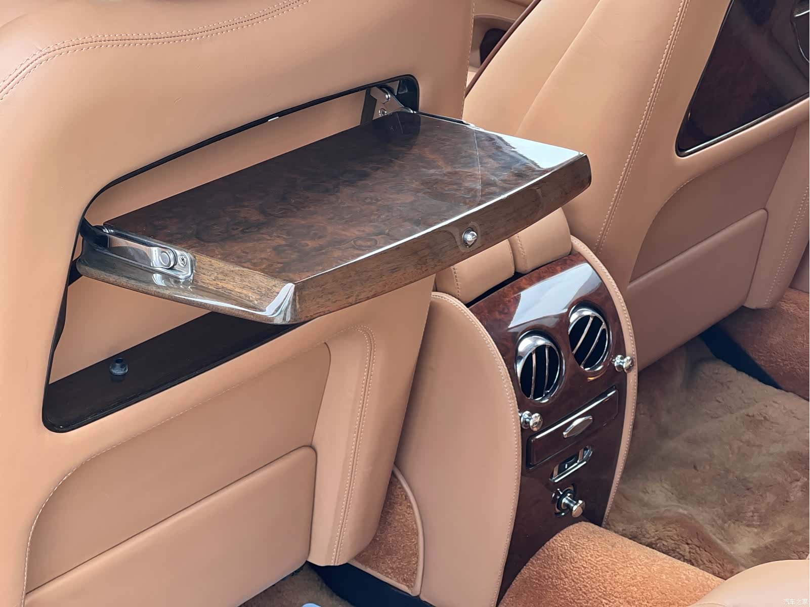 Bentley R, 2006 17