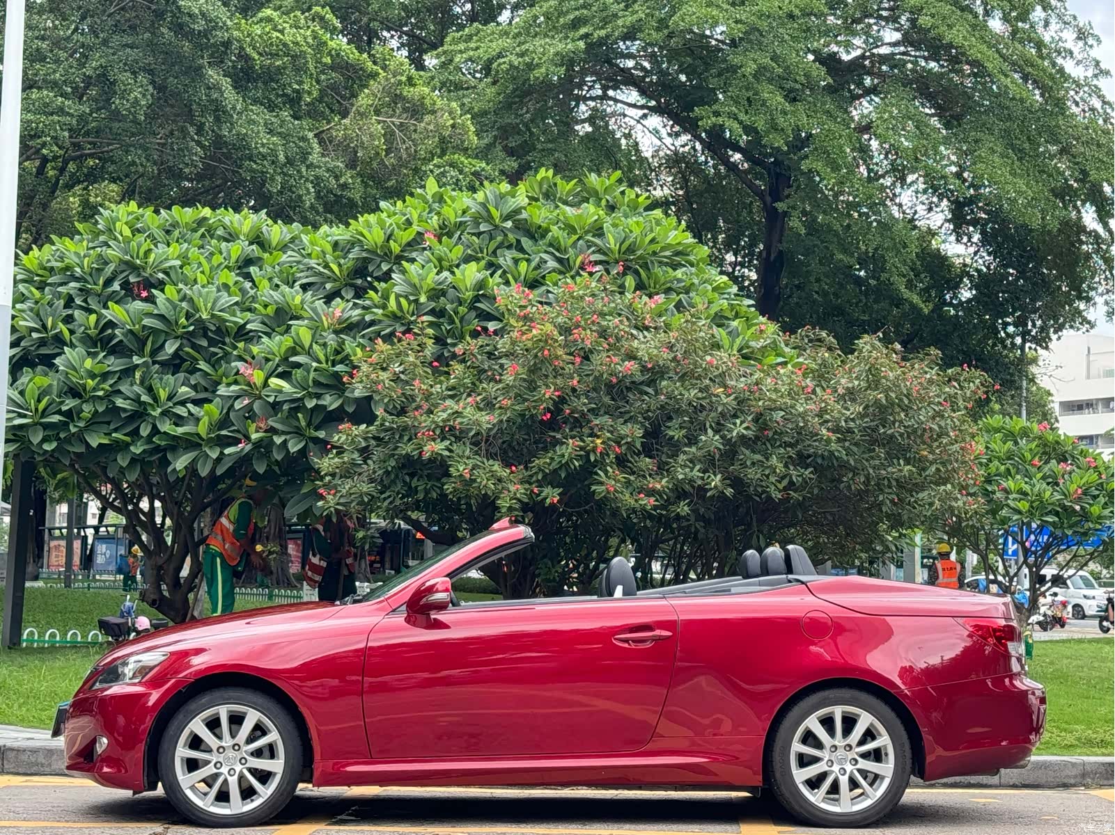 Lexus IS, 2011 4